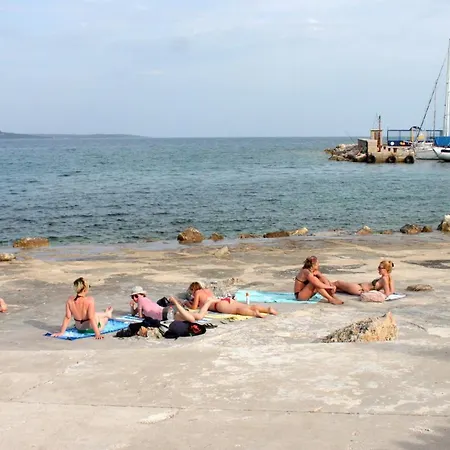 Apartment With A Parking Space Nerezine, Losinj - 7961