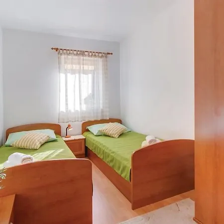 With A Parking Space Nerezine, Losinj - 7961 דירה