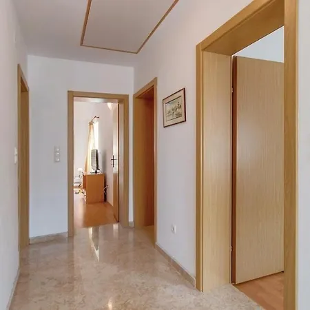 Apartment With A Parking Space Nerezine, Losinj - 7961 Nerezine