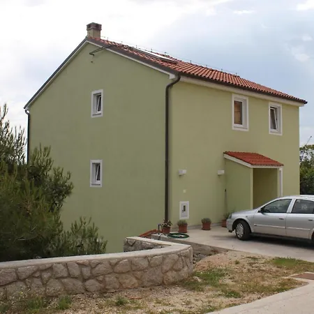 With A Parking Space Nerezine, Losinj - 7961 נזרין