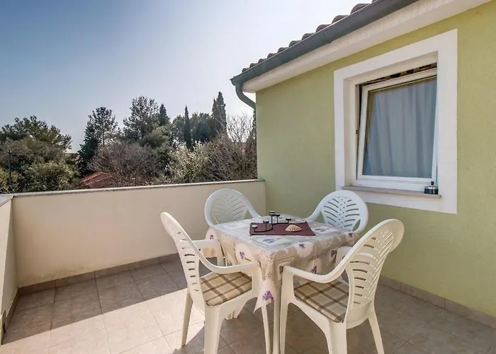 With A Parking Space Nerezine, Losinj - 7961 *